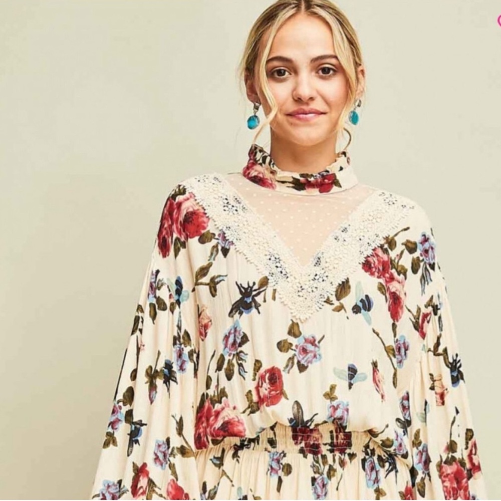 Entro Cream Floral Midi Dress - Picture 3 of 10